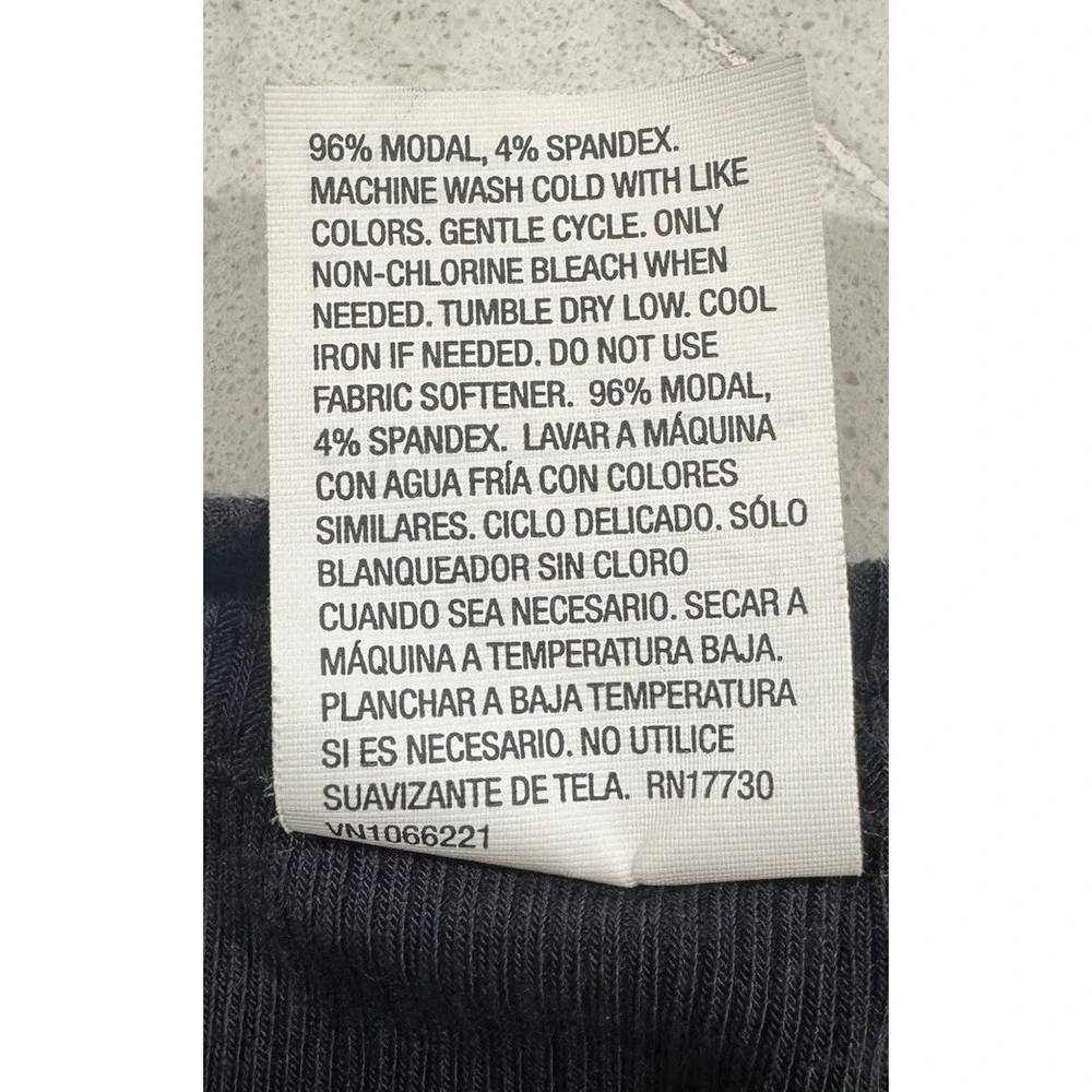 All In Motion Beautifully Soft Long Sleeve T-Shirt Womens Large Black Modal‎ Top